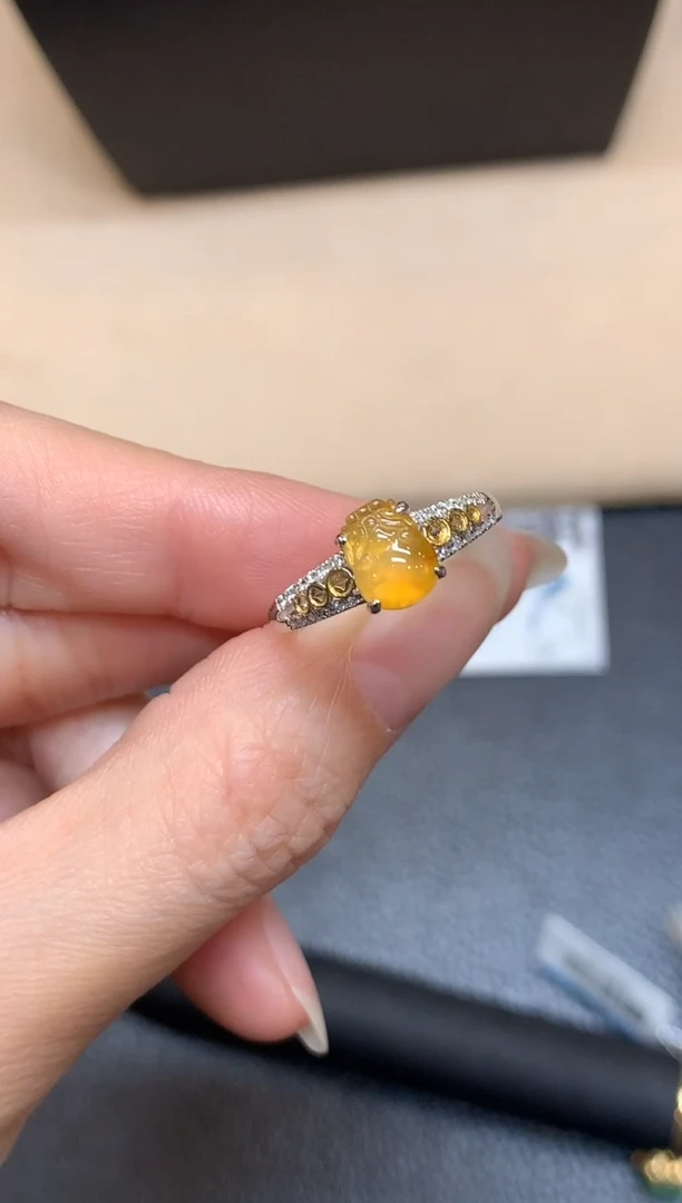 18K金镶嵌戒指翡翠10【无服务费貔貅【无服务费