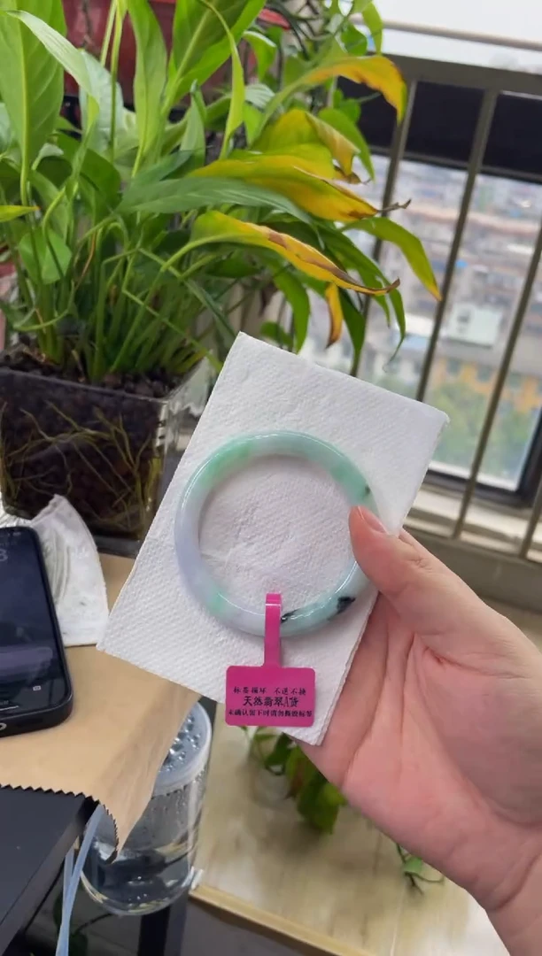 翡翠手镯未镶嵌037手镯56