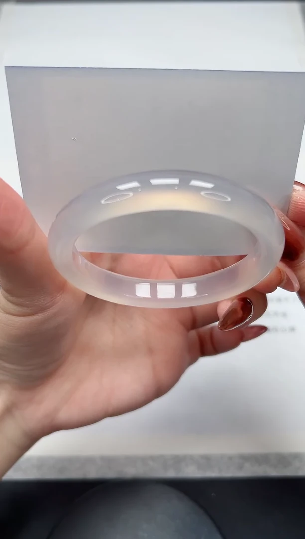 【闪购商品】玛瑙/玉髓手镯未镶嵌66/荔枝58.3