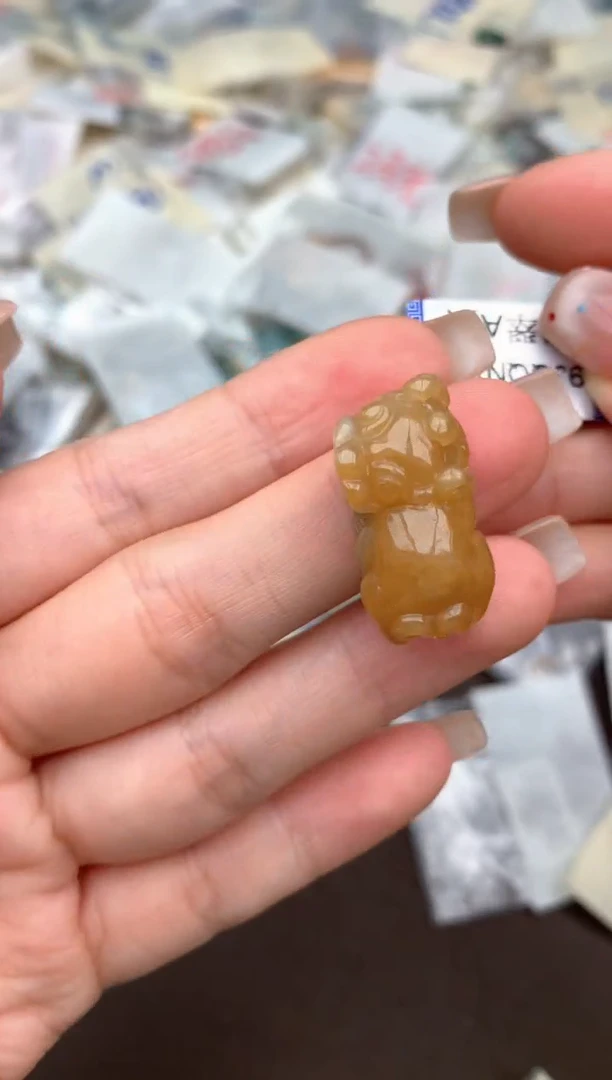 未镶嵌挂件翡翠一