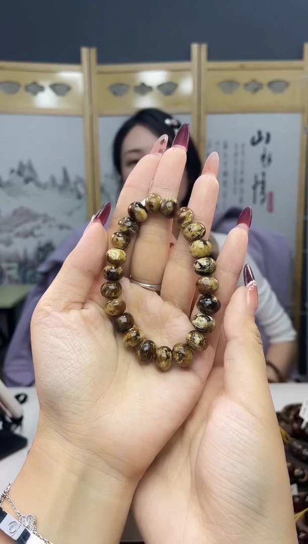 【闪购商品】琥珀裸石未镶嵌11+干白花手串