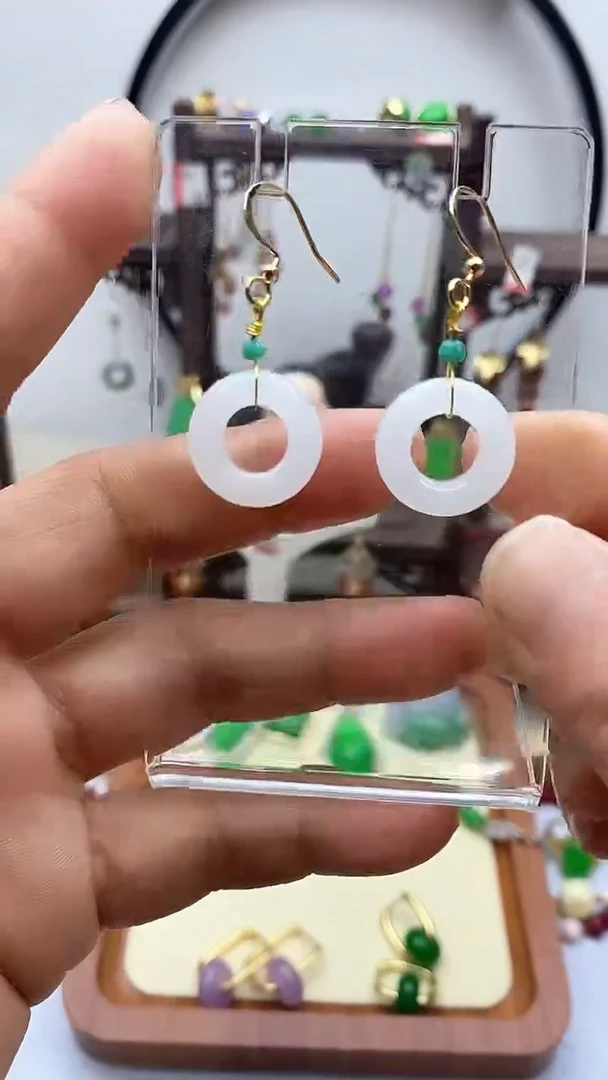 【闪购商品】和田玉耳饰银S925镀金镶嵌154