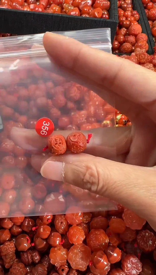 【闪购商品】南红玛瑙颈饰未镶嵌2