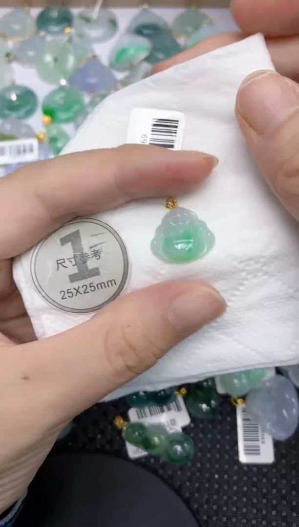 颈饰18K金镶嵌翡翠1111111