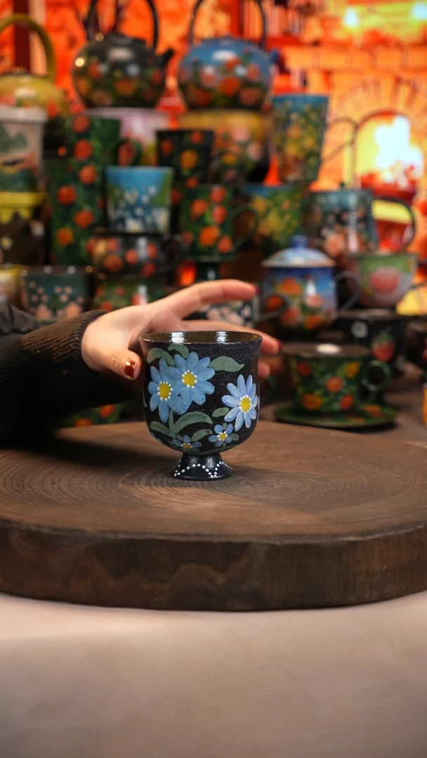 油画   釉下彩   杯子