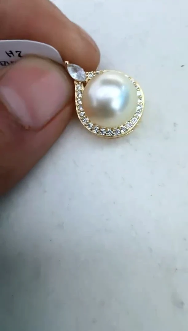 【闪购商品】海水珍珠颈饰银S925镶嵌吊坠