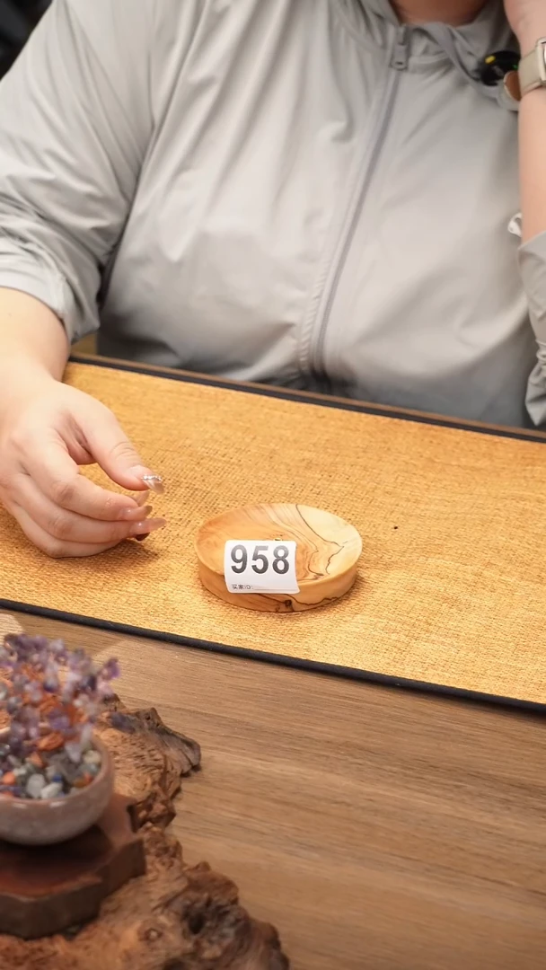 i****e958号云小屋鬼柳香插