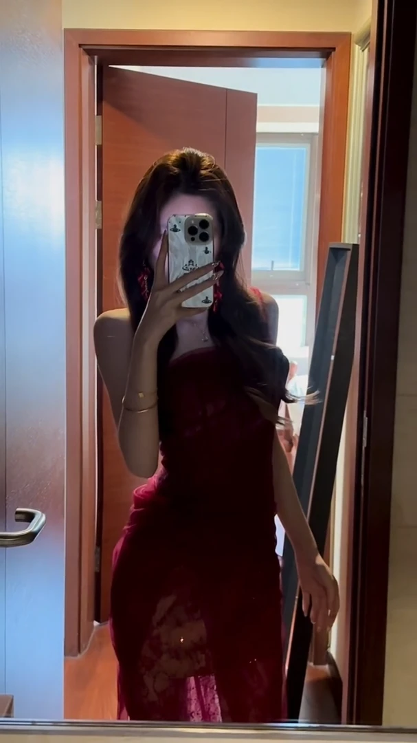 小众轻纱抹胸吊带连衣裙春季高级感礼服裙盐系轻熟风网纱裙海边女