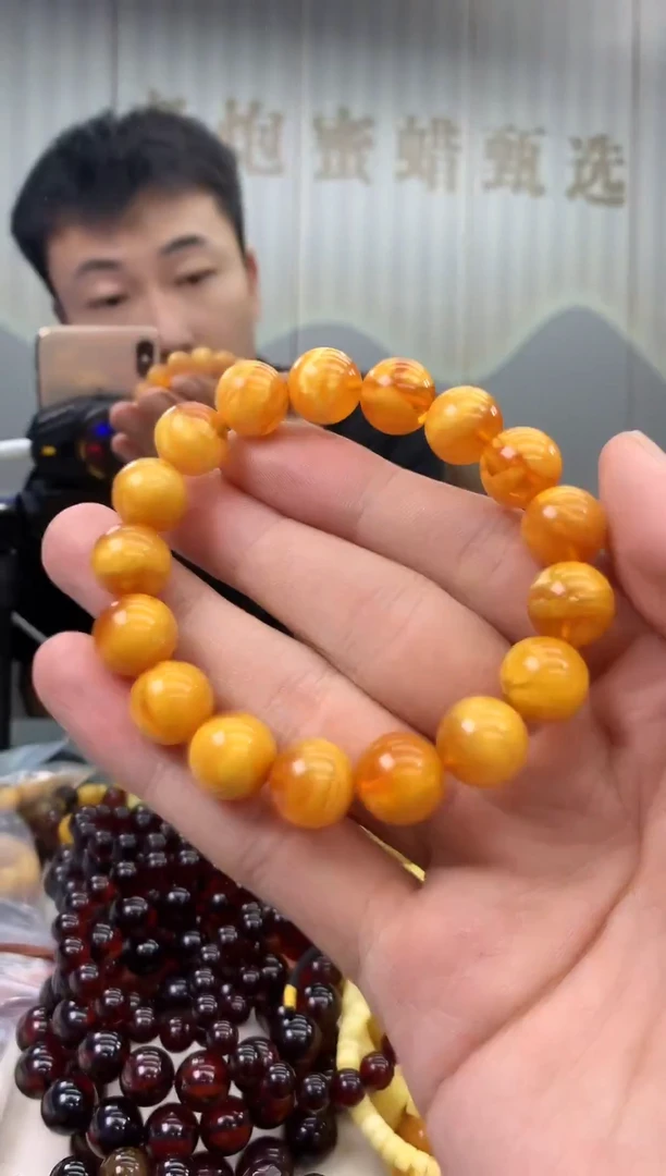 裸石琥珀未镶嵌手串