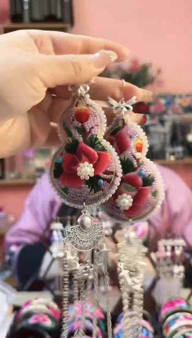 艺枝独绣手工饰品57