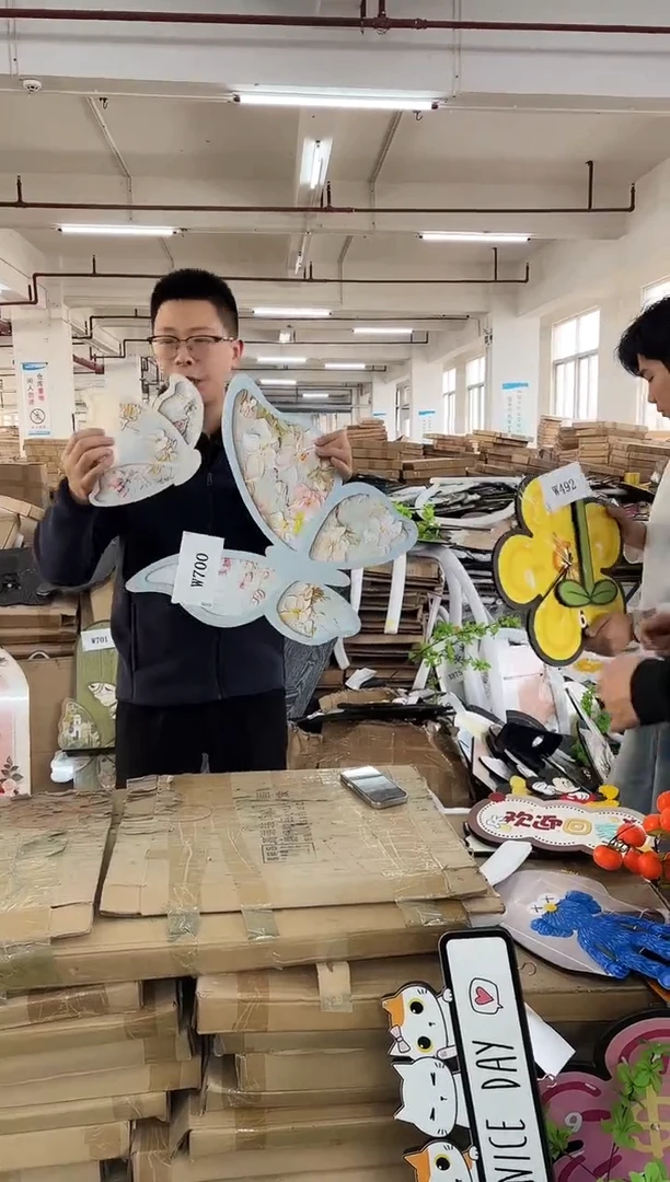 横款孤品果果微瑕闪购W700
