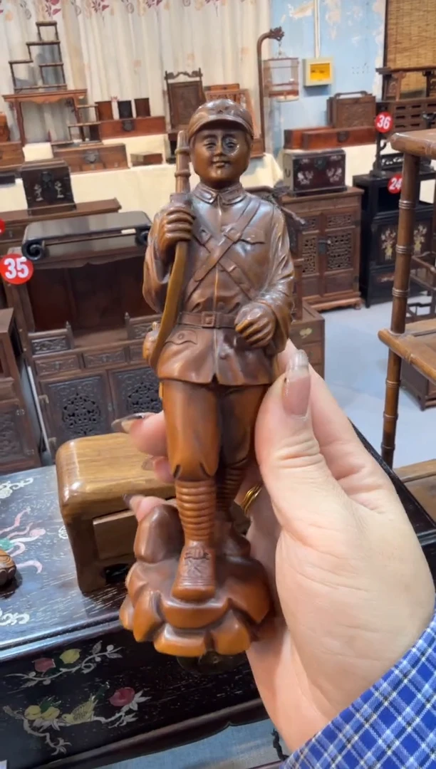 木黄杨 人物摆件