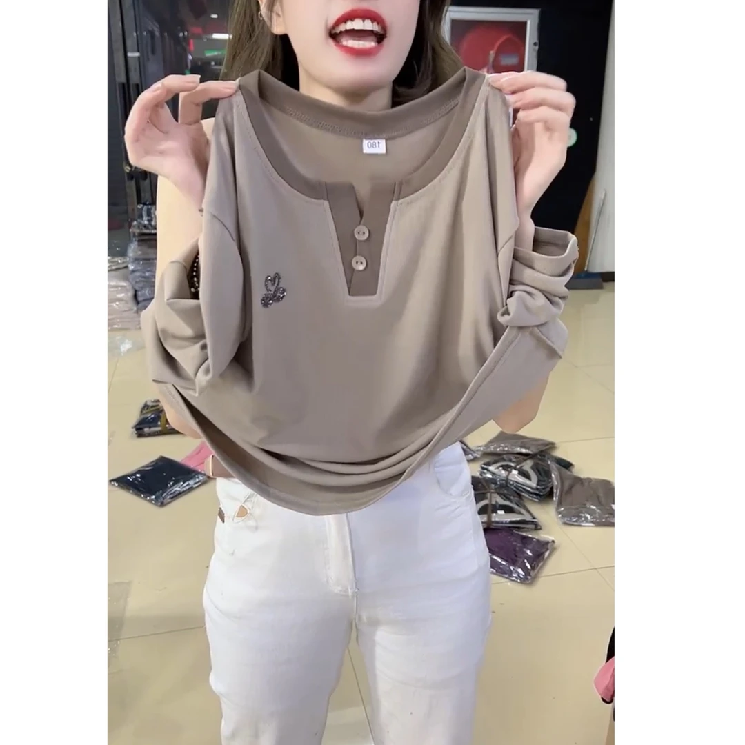 大码正肩长袖t恤打底衫女春秋新款小天鹅镶钻时尚显瘦遮肚子上衣