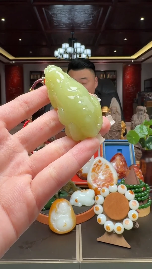 未镶嵌和田玉挂件hk