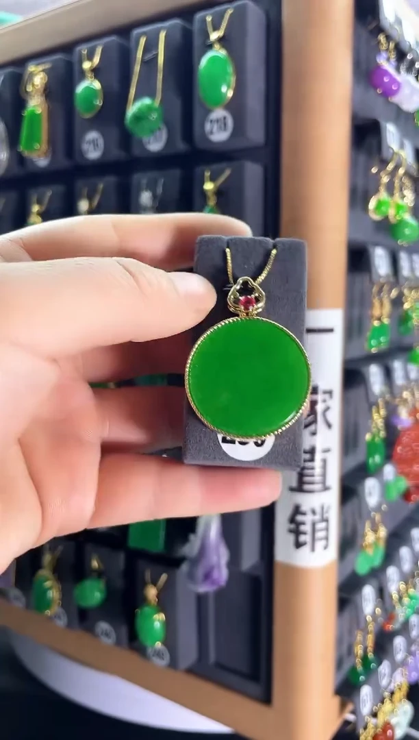 【闪购商品】翡翠耳饰银S925镶嵌250...