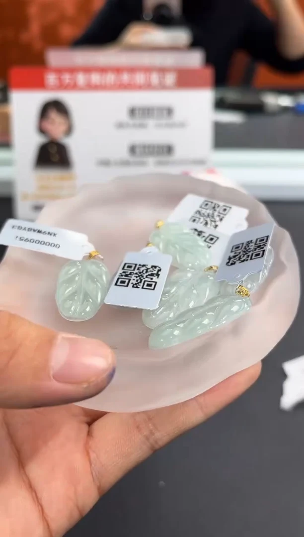 颈饰未镶嵌翡翠边城刀客/00000095i/多样性发一