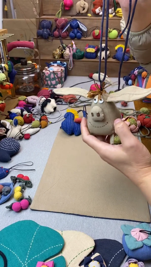 布布艺飞天猪+蓝布绳