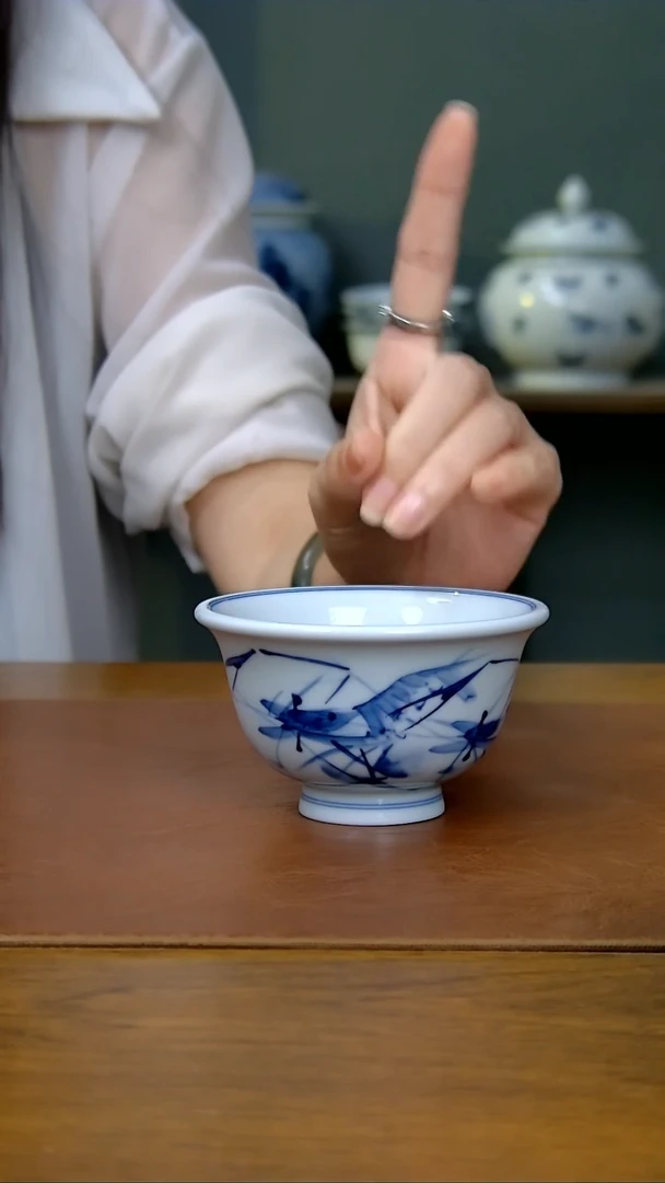 陶瓷宿****伤写意虾趣压手杯