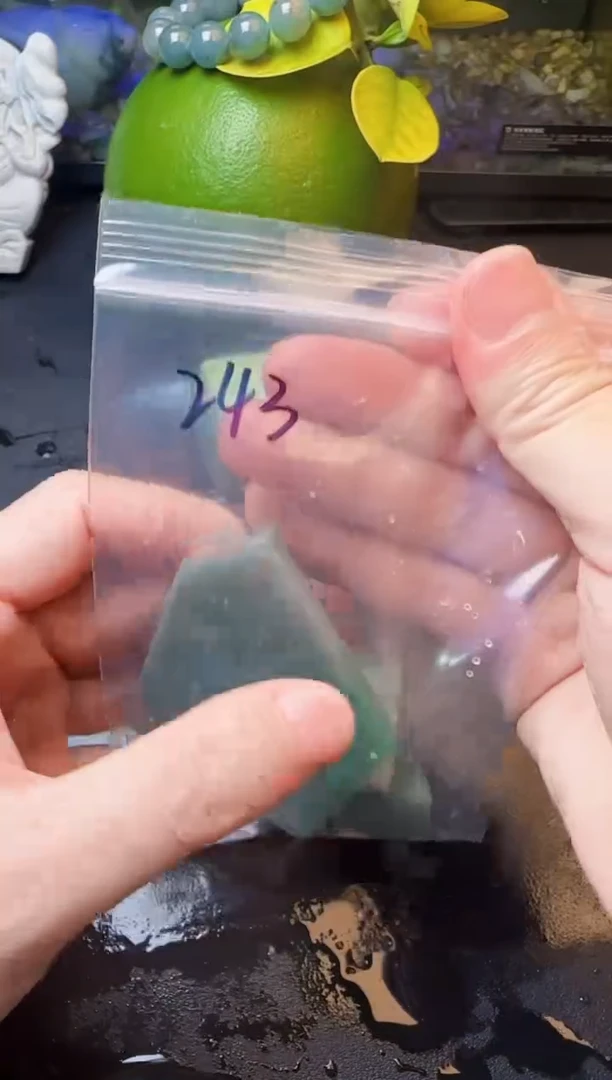 翡翠挂件未镶嵌天然缅甸A货翡翠243