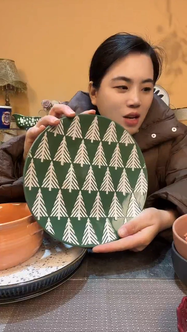 盘8.5英寸浮雕盘 微瑕介意勿拍