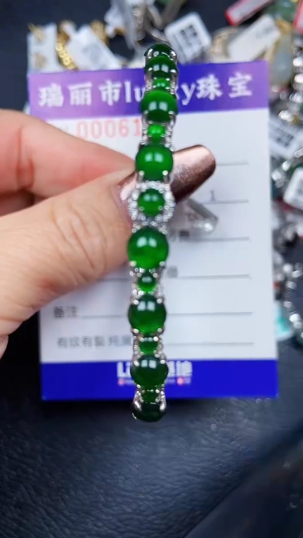 颈饰银S925镶嵌翡翠6127