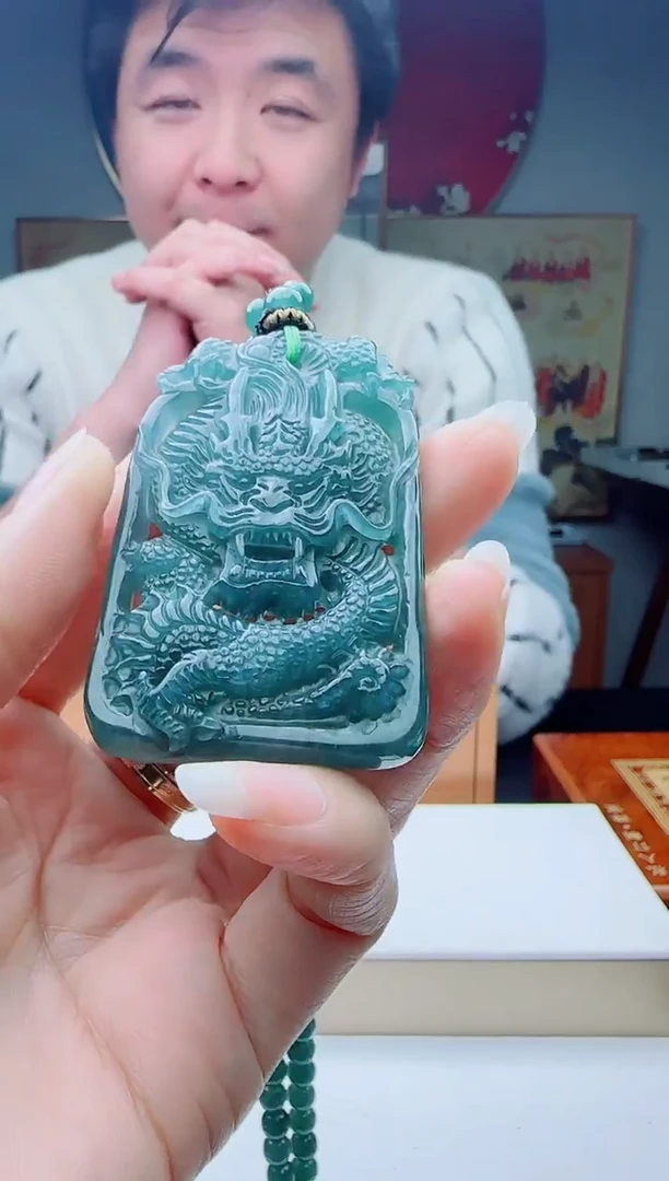 颈饰未镶嵌翡翠多样性发其一