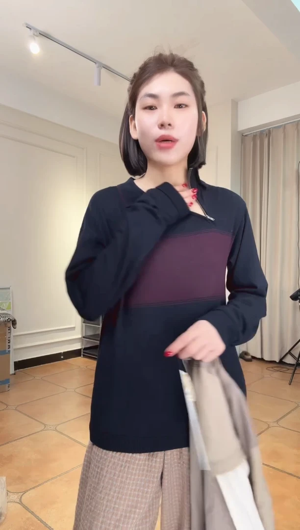 娜*设计师品牌深色毛衣