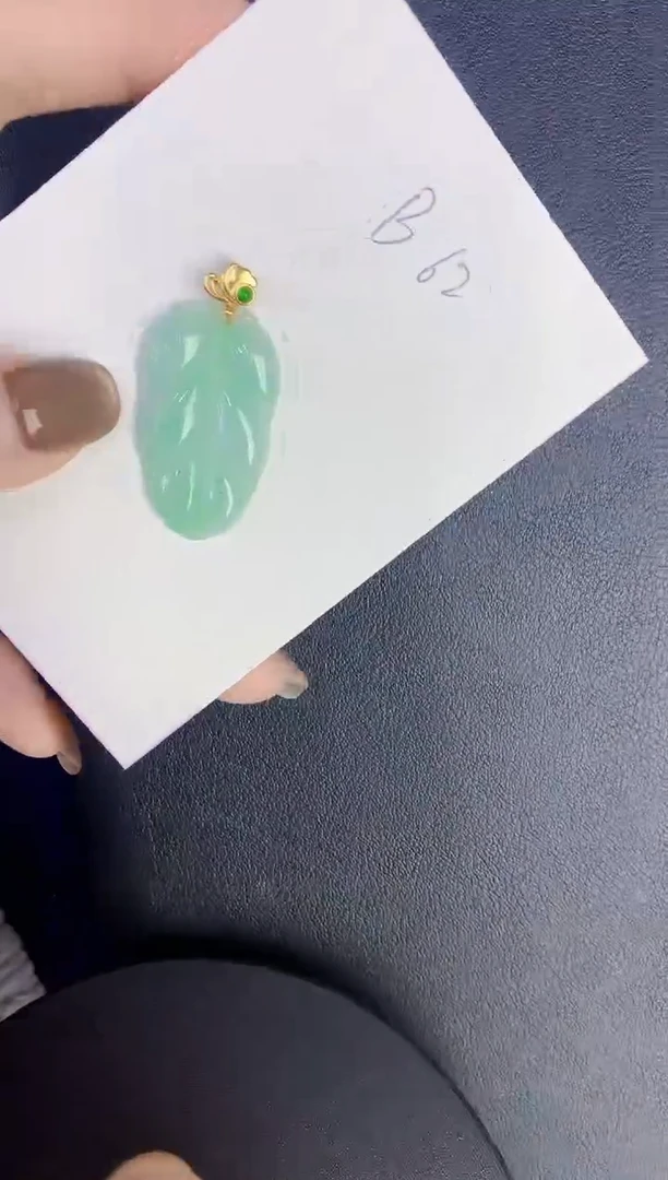 颈饰未镶嵌翡翠缅甸天然翡翠A货