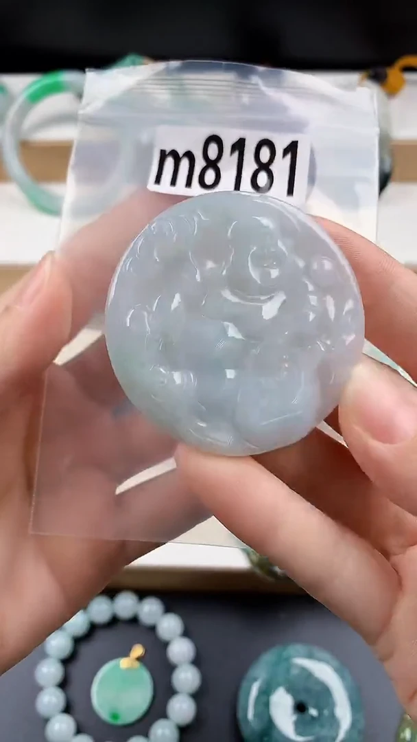 颈饰未镶嵌翡翠天然翡翠吊坠挂件