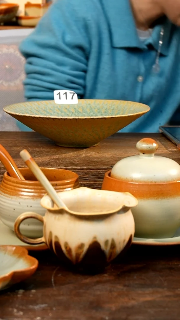 盘高颜值粗陶餐具限时抢购