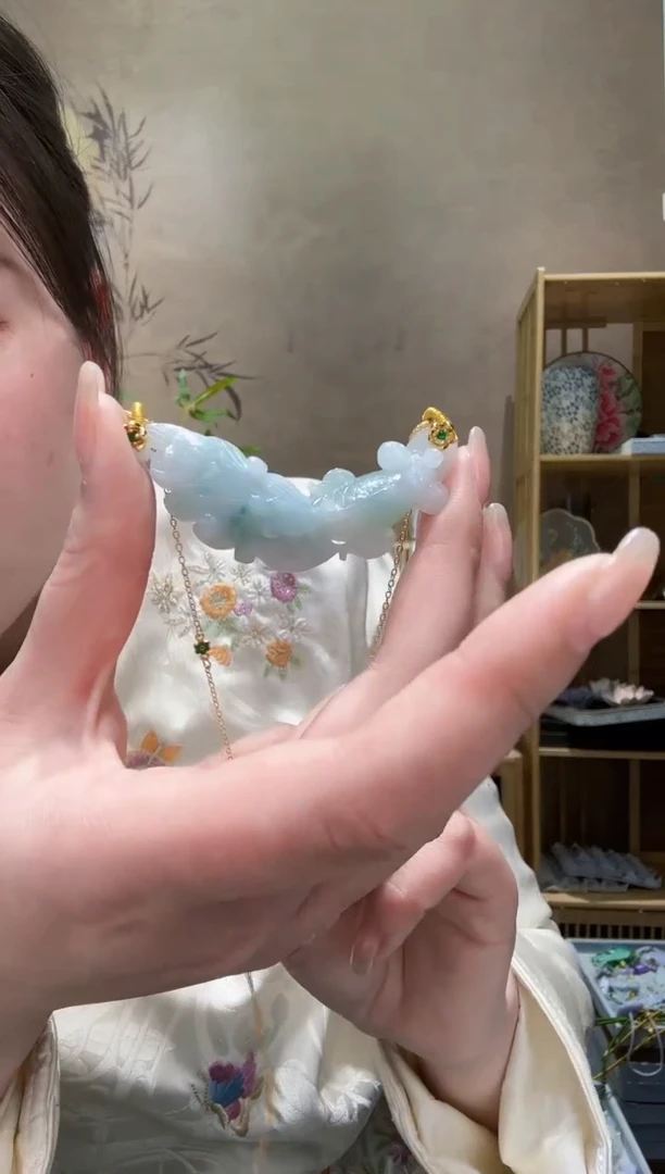 【闪购商品】翡翠颈饰未镶嵌吊坠