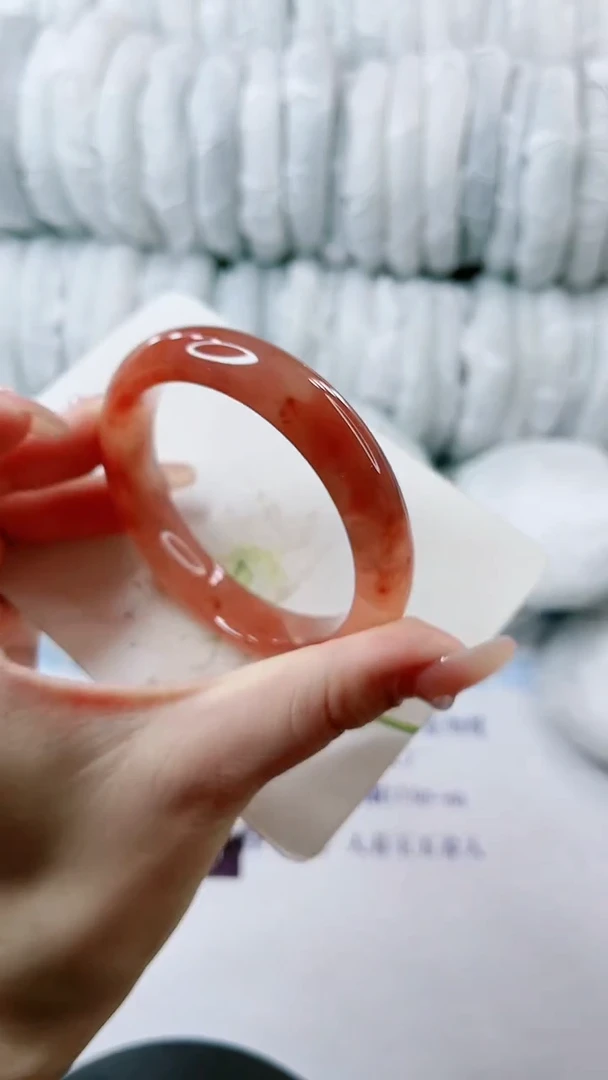 【闪购商品】石英质玉手镯未镶嵌多样性发货B40