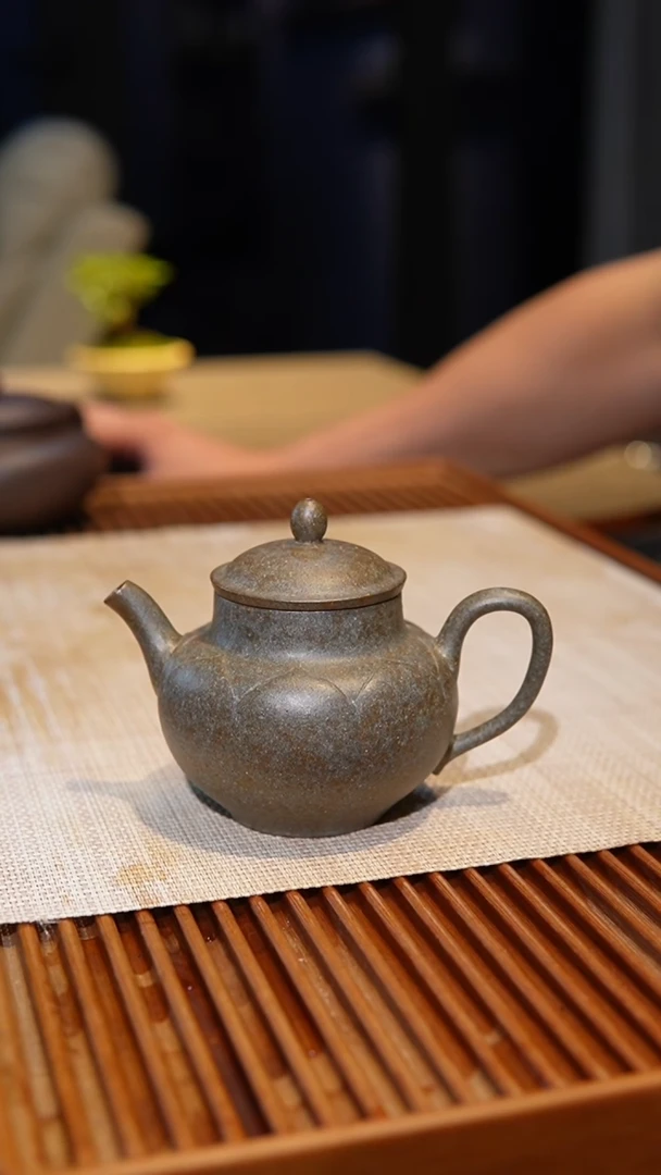 茶壶紫砂?****深青段，柴烧，170cc