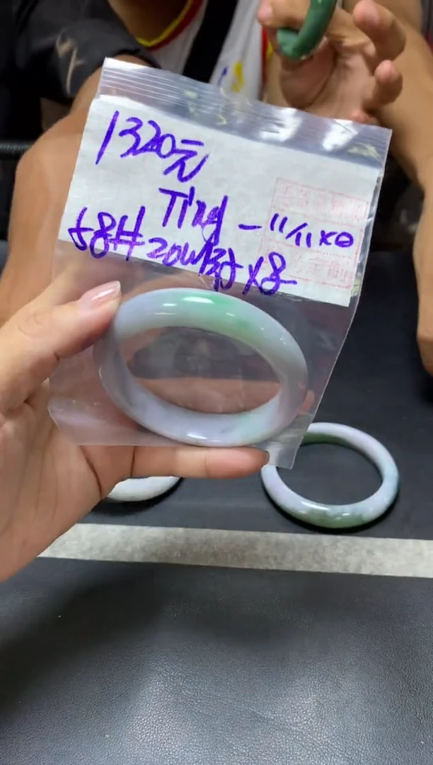 未镶嵌定制翡翠T****g+手镯58#1320元  毛货需抛光