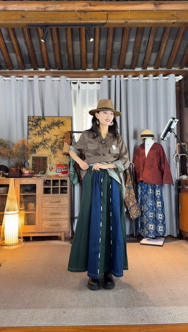 云*意设计师款蓝绿拼接半裙