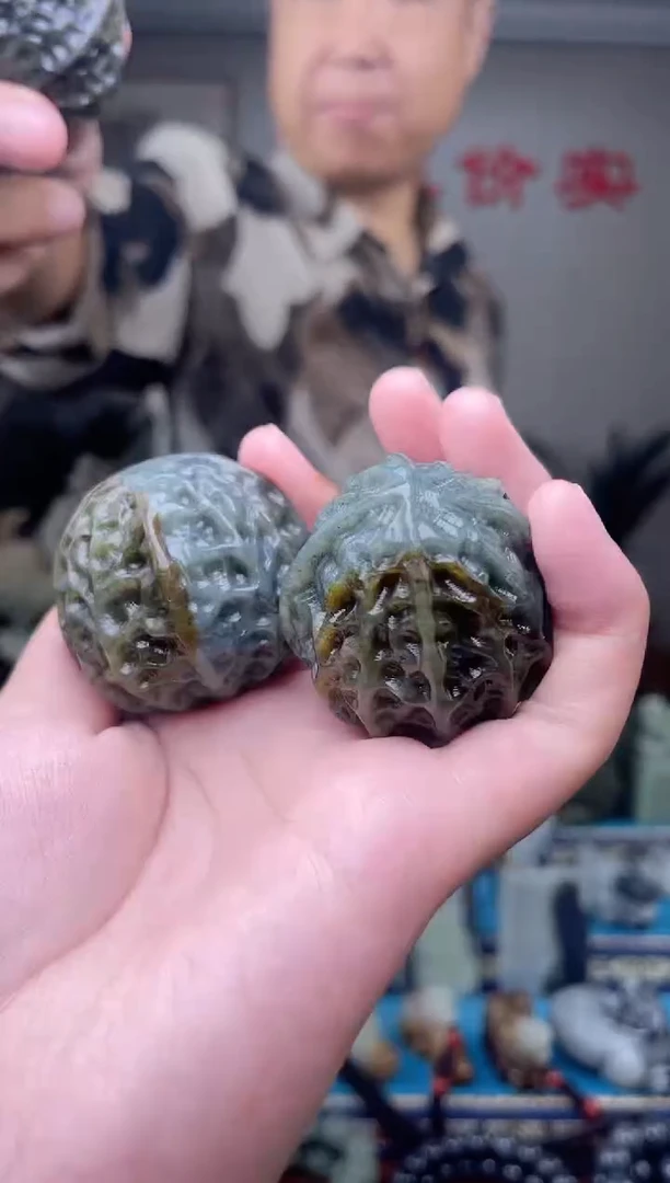 未镶嵌和田玉挂件1
