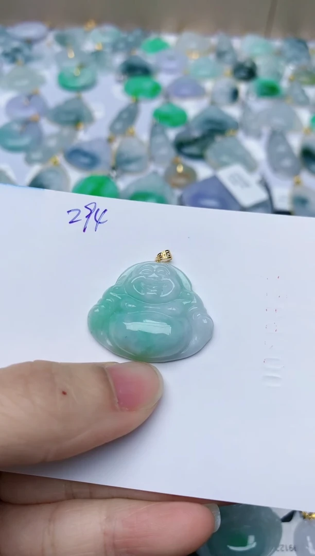 【闪购商品】翡翠颈饰18K金镶嵌天然翡翠A货    294