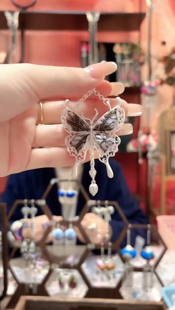 织绣云织谣民族风精美饰品  82