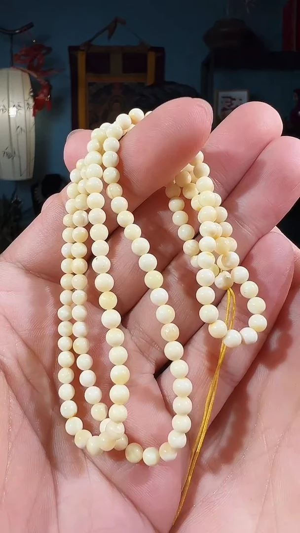 【闪购商品】蜜蜡颈饰未镶嵌漆白蜡108