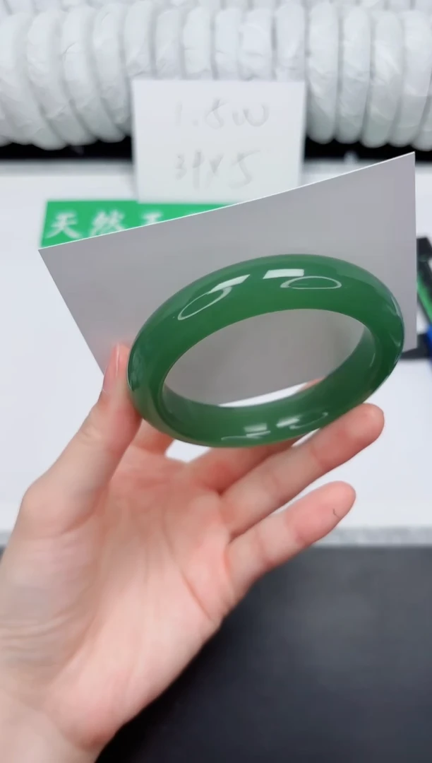 未镶嵌手镯石英质玉174-56.7ZML