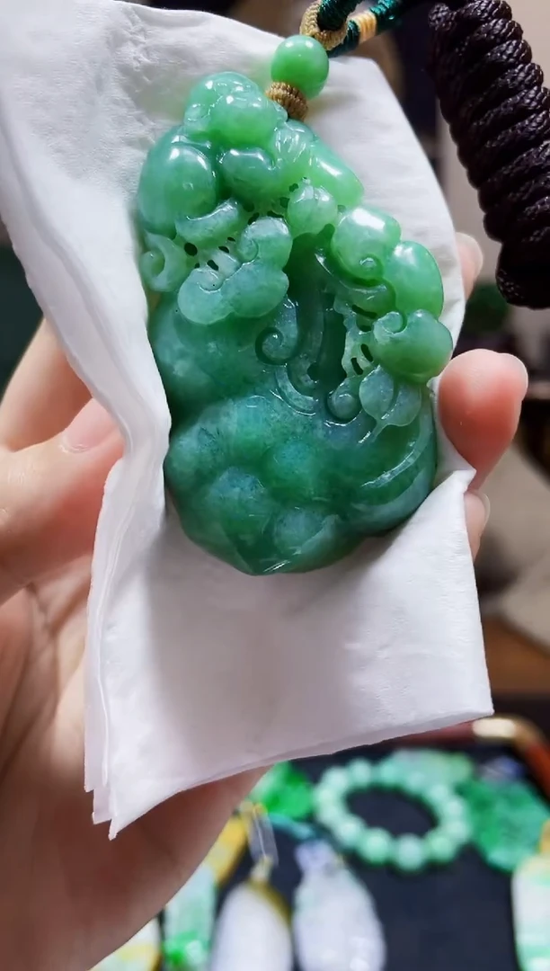 未镶嵌定制翡翠吊坠134