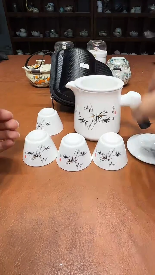 81高雅艺术瓷简单清