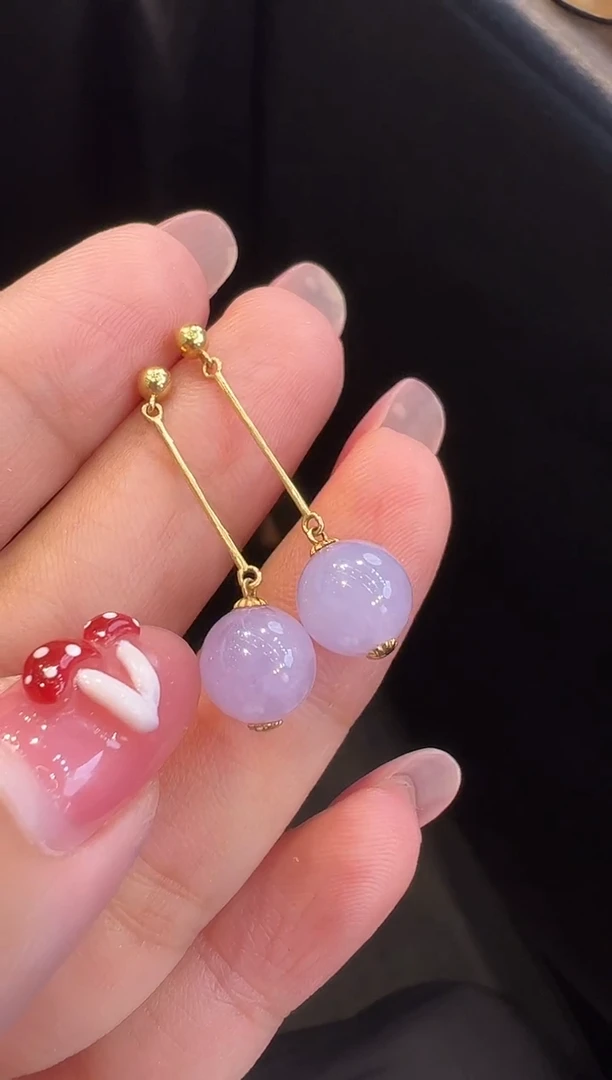 18K金镶嵌翡翠耳饰胡*耳饰