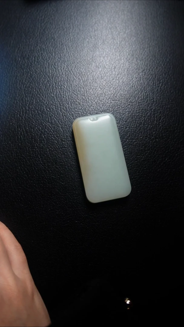 颈饰未镶嵌和田玉无事牌