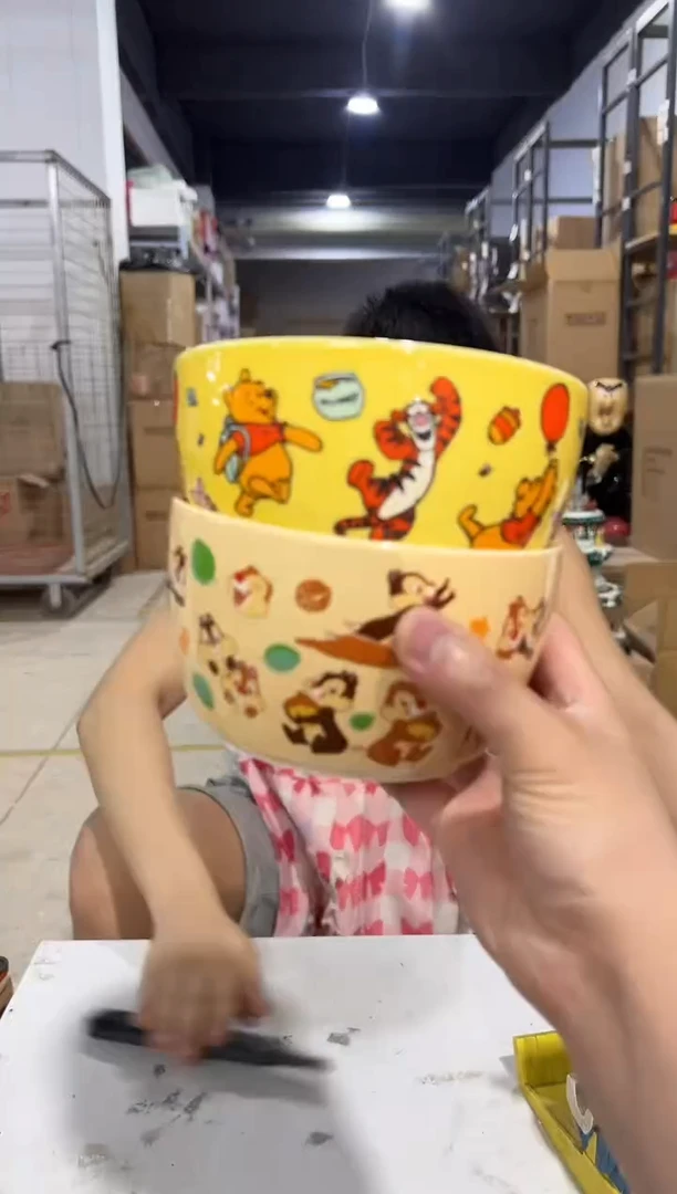 瓷片维尼大碗加奇奇蒂蒂大碗微瑕