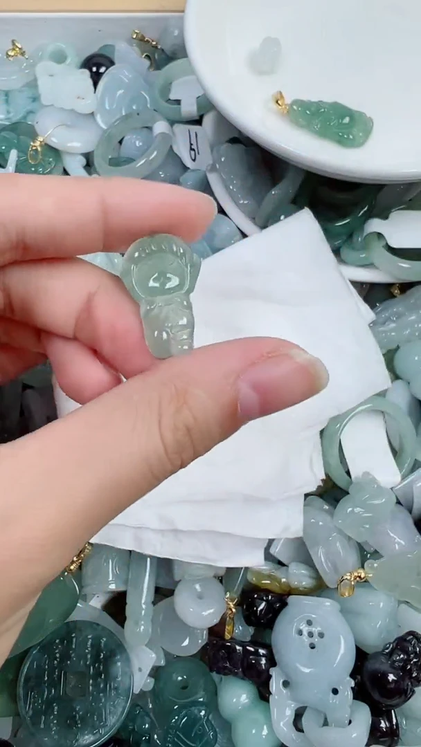 散珠翡翠645号链接，A货翡翠
