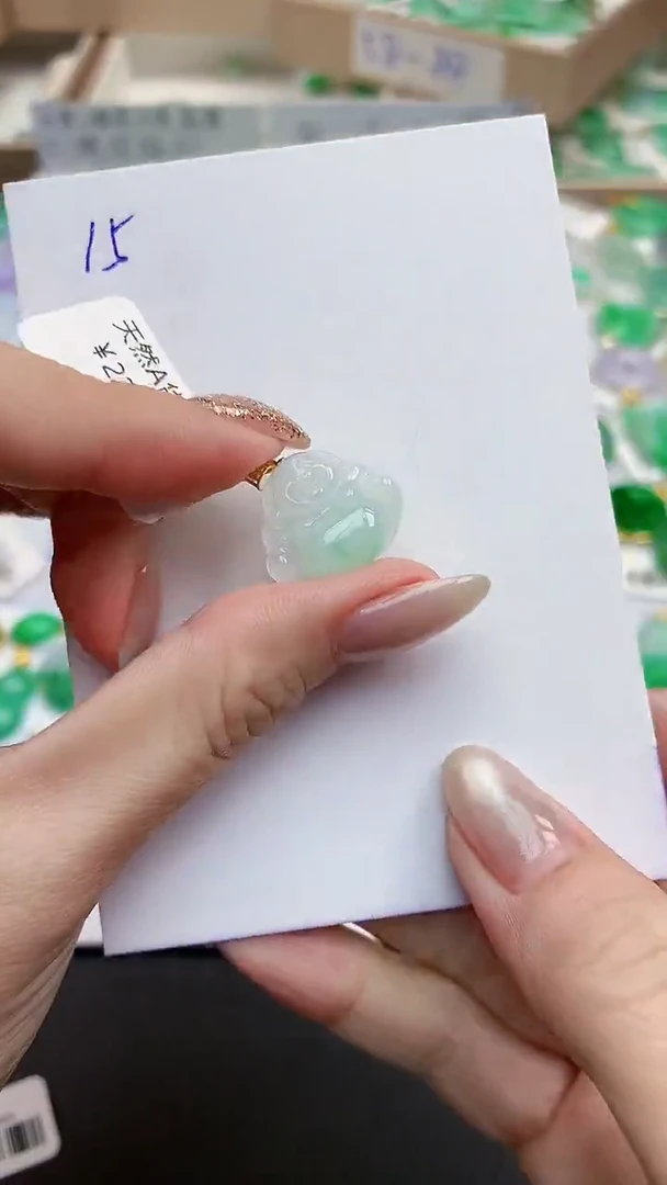 颈饰18K金镶嵌翡翠天然缅甸A货翡翠