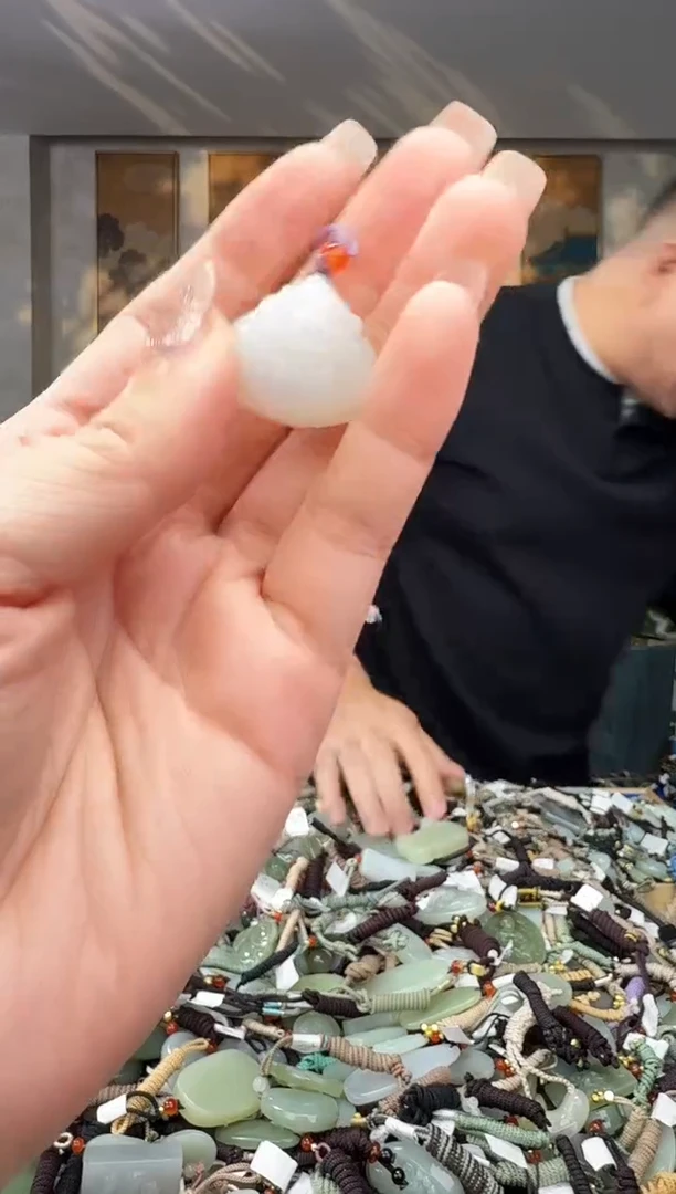 颈饰未镶嵌和田玉拍一发一多样性发货