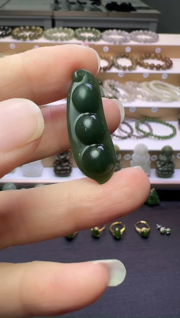 颈饰未镶嵌和田玉13号链接约卡33*12*5