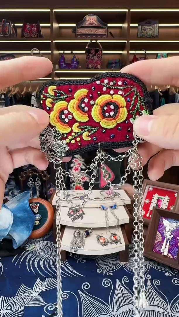 织绣21黔东南苗族刺绣